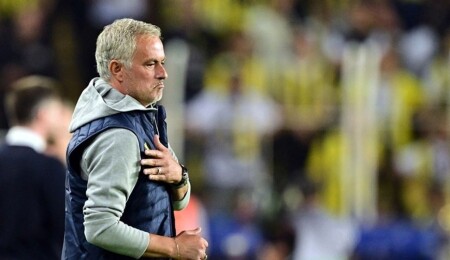 PFDK'den Jose Mourinho'ya 1 maç ceza