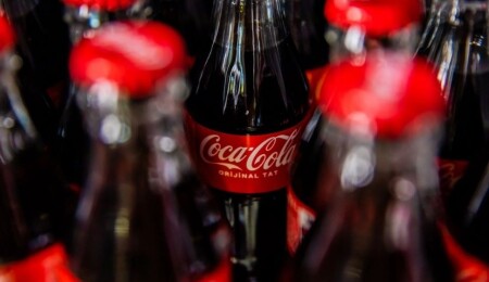 Coca-Cola'nın satışları üçüncü çeyrekte düştü