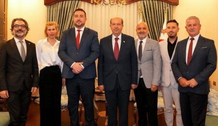 Cumhurbaşkanı Ersin Tatar, Uksin Prizen Üniversitesi’ni kabul etti