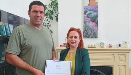 Firar girişiminde bulunan cinayet sanıklarının yakalanmasına yardım eden Mustafa Ferzan’a takdir belgesi