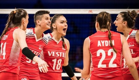 Ebrar Karakurt ve Zehra Güneş, zengin voleybolcular listesine girdi