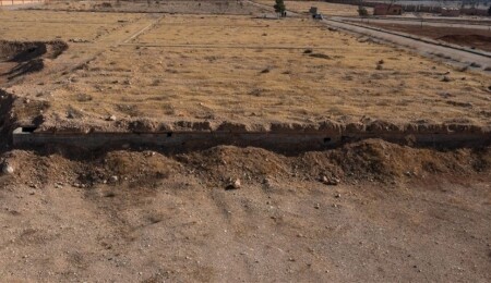 Suriye'nin Dera kentinde 12'den fazla toplu mezar bulunduğu bildirildi