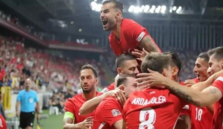 Ay yıldızlılar tek golle kazandı, liderliğini sürdürdü