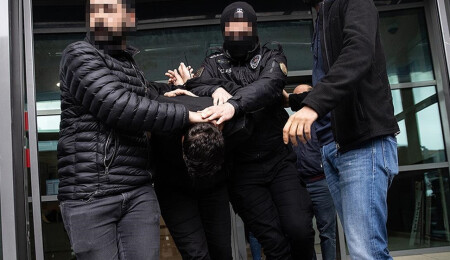 Küçükçekmece'deki silahlı saldırıya ilişkin 3 şüpheli tutuklandı