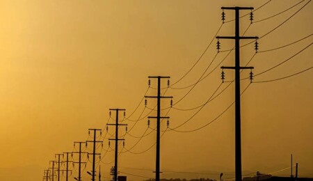 Elektrik kesintileri sonrası vatandaştan ironik paylaşım: Eve geldim, elektrik var