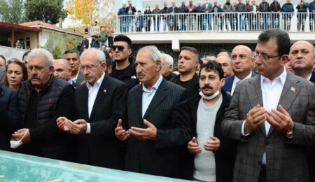 Kemal Kılıçdaroğlu, kardeşini son yolculuğuna uğurladı