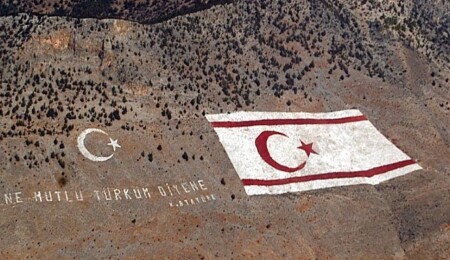 KKTC'nin 41'inci yaşı, törenlerle kutlanıyor