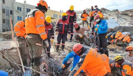 KKTC’den ekiplerin Türkiye’deki deprem bölgelerine desteği sürüyor…