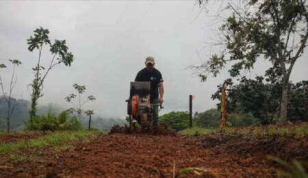 Kolombiya’da mayın kurbanlarının yakınları devlet teşvikiyle kurdukları işlerle ekonomiye destek oluyor 