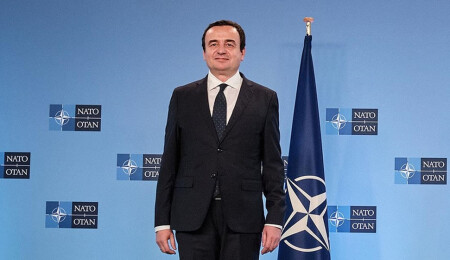 Kosova Başbakanı Kurti, ülkesinde NATO askeri varlığının artırılmasını istedi
