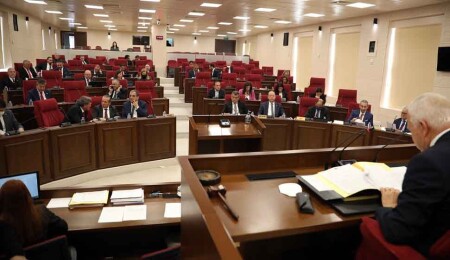 Meclis’te onaya sunuşlar yapıldı