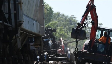 ABD'nin Kuzey Dakota eyaletinde tehlikeli madde taşıyan yük treni raydan çıktı