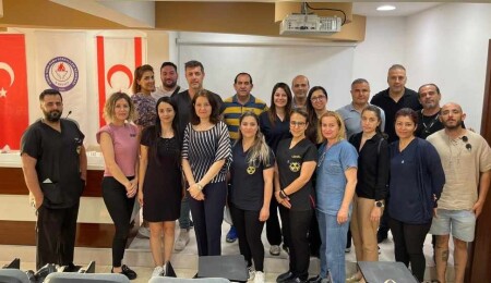 Kıbrıs Türk Radyograferler Derneği üyeleri temel ilk yardım eğitimi aldı