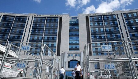 İstanbul'da savcının silahla ateş açtığı hakim yaralandı