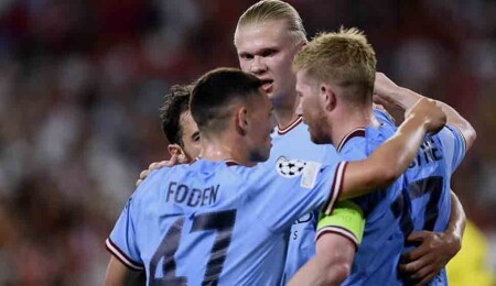 Şampiyonlar Liginde Manchester City geriden gelip kazandı