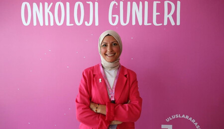 Meme kanserini yenen kadınlar erken teşhisin önemine dikkati çekti