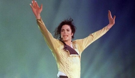 Michael Jackson'ın şarkılarının satışı için karar çıktı