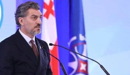 Eski futbolcu Gürcistan'ın yeni cumhurbaşkanı oldu