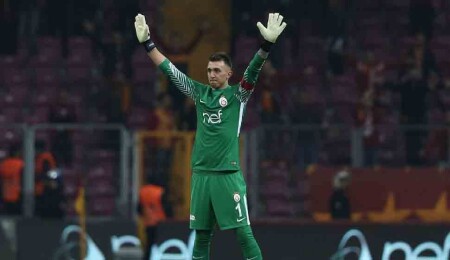 Galatasaray'da Fernando Muslera şoku!
