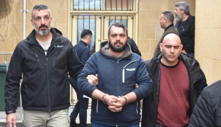 TIR’da gizlenerek ülkeye girdi: Bir iş insanını vurmak için geldiği iddia edildi!