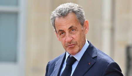 Eski Fransa Cumhurbaşkanı Nicolas Sarkozy bugün hapse girecek