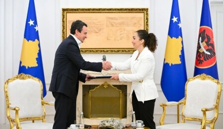 Kosova’da hükümet kurma görevi yine Albin Kurti’ye verildi; 15 gün süresi var