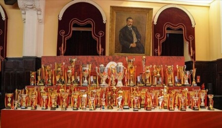 Galatasaray 120'nci yaşını kutladı; mali sürdürülebilirliğin önemi vurgulandı