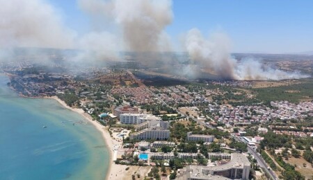 Türkiye Didim’de makilik alanda yangın çıktı: İtfaiye ekipleri tarafından müdahale sürüyor