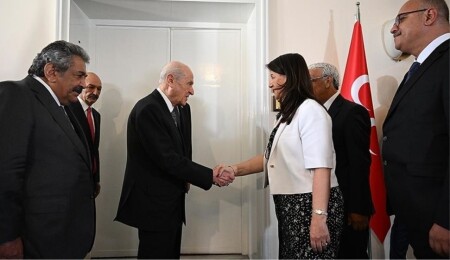 Bahçeli, DEM Parti heyetini kabul etti: Sürecin barışa evrilmesi için çalışacağız