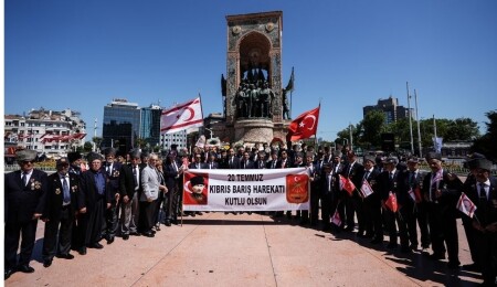İstanbul'da, Kıbrıs Barış Harekatı'nın 51. yıl dönümü dolayısıyla tören düzenlendi