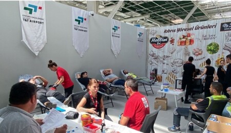 “Her damla kan, bir candır” kan bağışı kampanyası Ercan Havalimanı’nda yoğun ilgi gördü