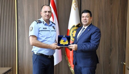 DAÜ Rektörü Hasan Kılıç, Polis Genel Müdürü Ali Adalıer ile görüşerek başarılar diledi