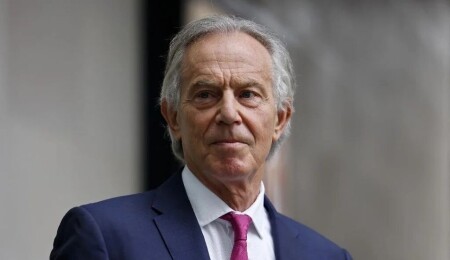 Tony Blair'in başbakanlık döneminde Jeffrey Epstein ile görüştüğü ortaya çıktı