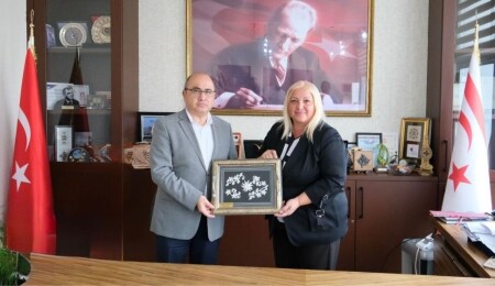 Başçeri, Büyükkonuk Belediye Başkanı Tuğlu ile Büyükelçilik desteğiyle yürütülen projeleri görüştü