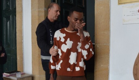 Haspolat’ta ehliyetsiz ve izinsiz araç kullanan zanlı cezaevine gönderildi