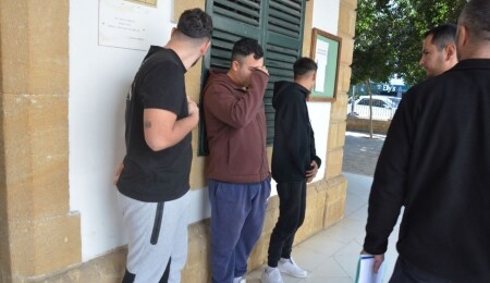 Lefkoşa'da uyuşturucu madde taşımakla itham edilen 3 zanlı 7 gün tutuklu