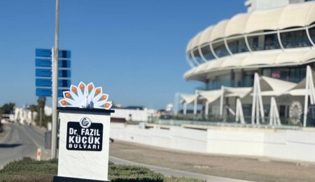 Güzelyurt’ta bulvar tabelaları yenileniyor