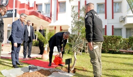 Cumhurbaşkanı Erhürman, Sivil Savunma Teşkilatı’nı ziyaret etti