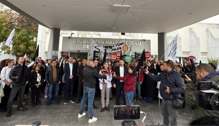 Tıp-İş, "Kamu Hekimleri Yasası" talep etti