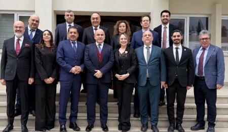 GİKAD ve TÜRKONFED heyeti, Lefkoşa Büyükelçiliği’ni ziyaret etti