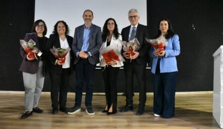 Halkın Partisi "Şiddetsiz Bir Gelecek İçin Eşitlik, Hak ve Mücadele” başlıklı panel düzenledi