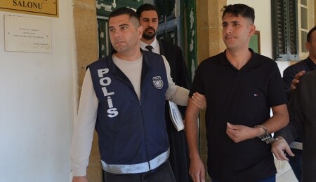 Sahte ehliyetle ceza yazdıran Edip AK, 6 ay hapse mahkum edildi