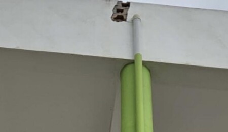 Vadili-İnönü İlkokulu’na yıldırım düştü