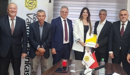 Kıbrıs Vakıflar Bankası ve KTEZO iş birliğinde “Faiz Destekli Küçük Esnaf Kredisi”