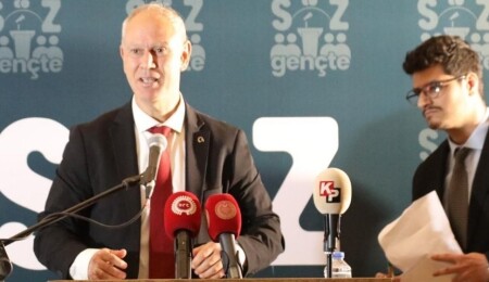 Oğuzhan Hasipoğlu "Söz Gençte" etkinliğinde vurguladı: Gençlerin ülkede kalması için destekler sürecek