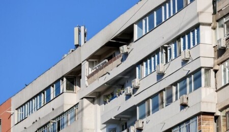 Romanya’da Rus İHA apartmana düştü: 2 kişi yaralı