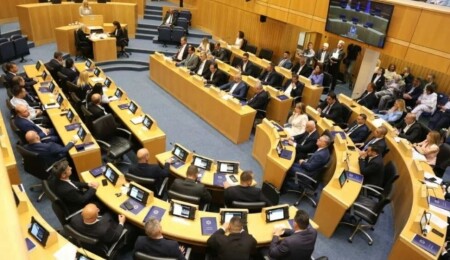 Rum yönetimi Meclisi’nde komite dağılımı: Boştaki komiteler ELAM’a verildi