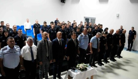 Merkezi Cezaevi personeline Temel Yangınla Mücadele Eğitimi sertifikaları verildi
