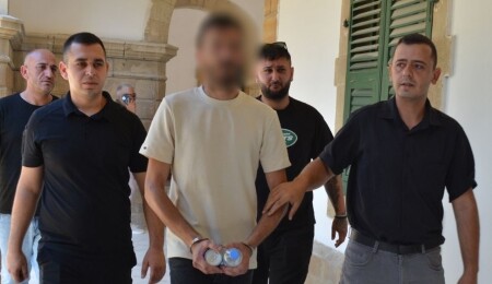 Silah ve uyuşturucu madde tasarrufundan itham edilen zanlı: Ağacın altında buldum