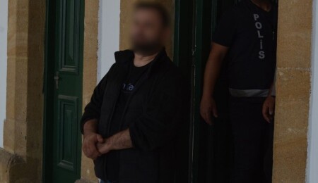 Gümrük cezasını ödemeden ülkeyi terk etmekle itham edilen İ.A teminatla serbest